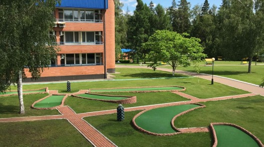 Спортивные площадки